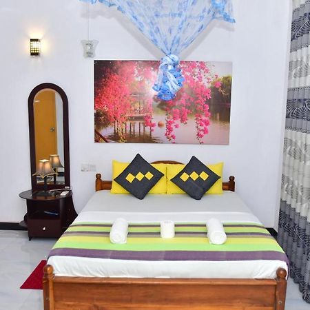 Sayare Inn Dambulla Exterior foto